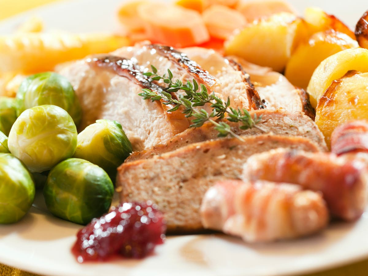 School apologises after ‘prison food’ Christmas lunch goes viral on social media School apologises after ‘prison food’ Christmas lunch goes viral on social media