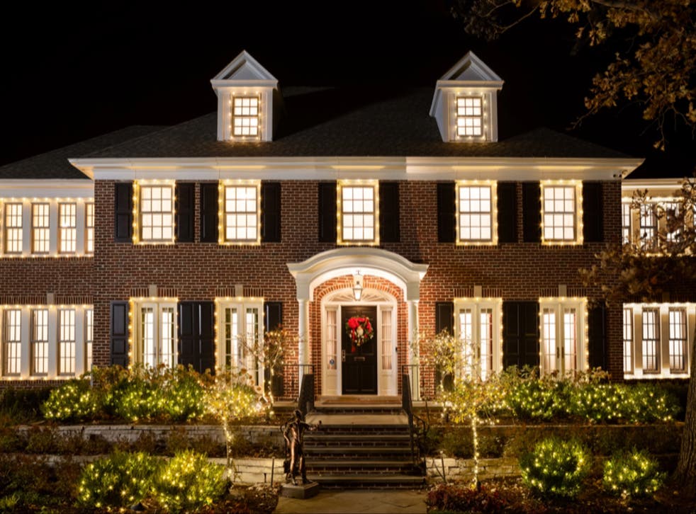 <p>Airbnb is offering guests the chance to stay overnight in the Home Alone mansion </p>