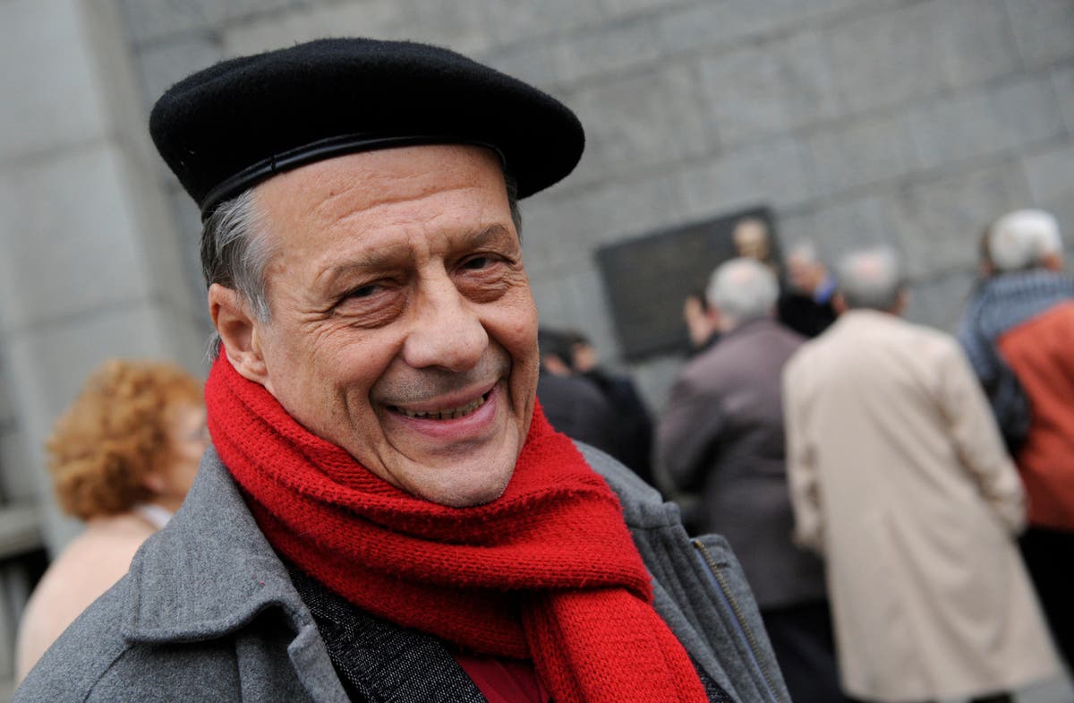 Petr Uhl, journalist, communist-era dissident dies at 80 