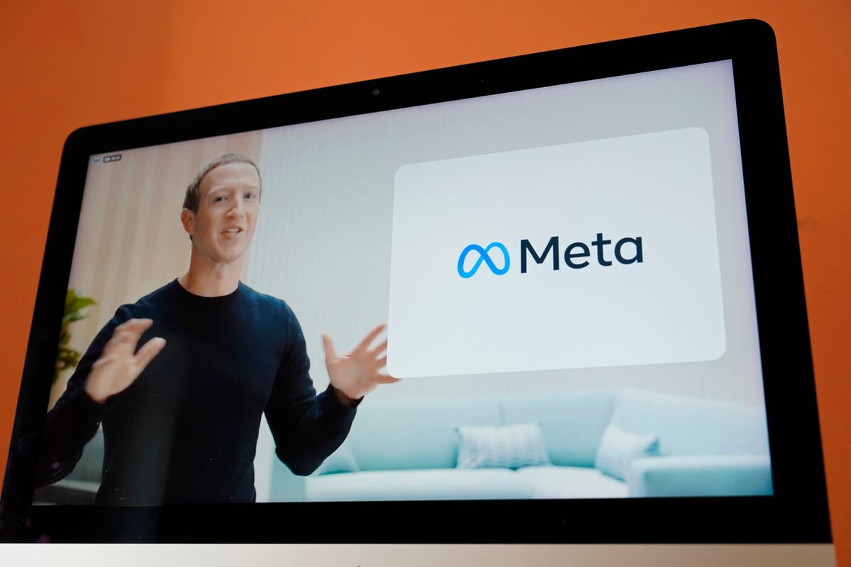 Facebook angers Silicon Valley staff by axing free laundry service