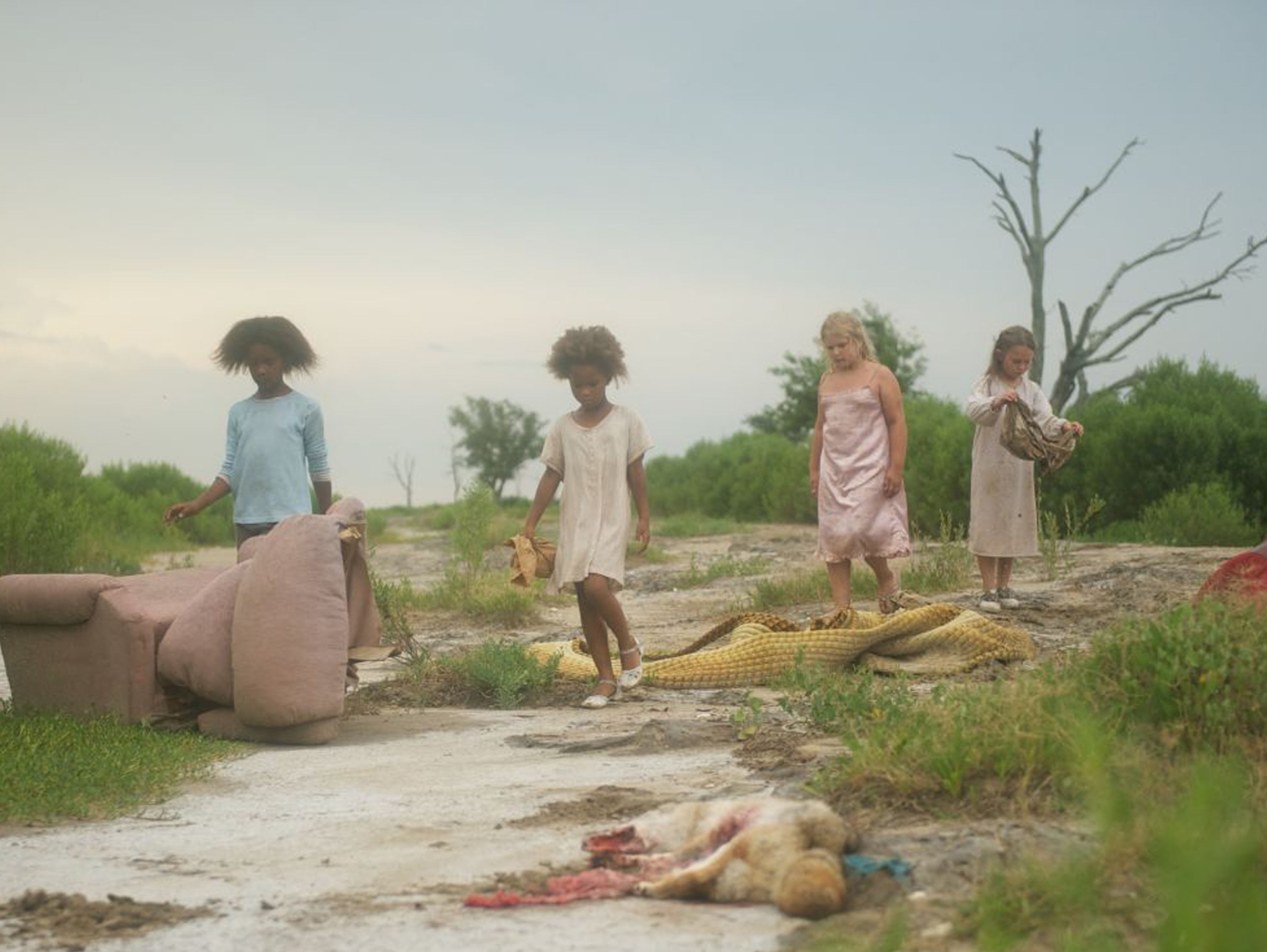 (left to right) Jonshel Alexander, Quvenzhané Walli, Kaliana Brower and Amber Henry in ‘Beasts of the Southern Wild’