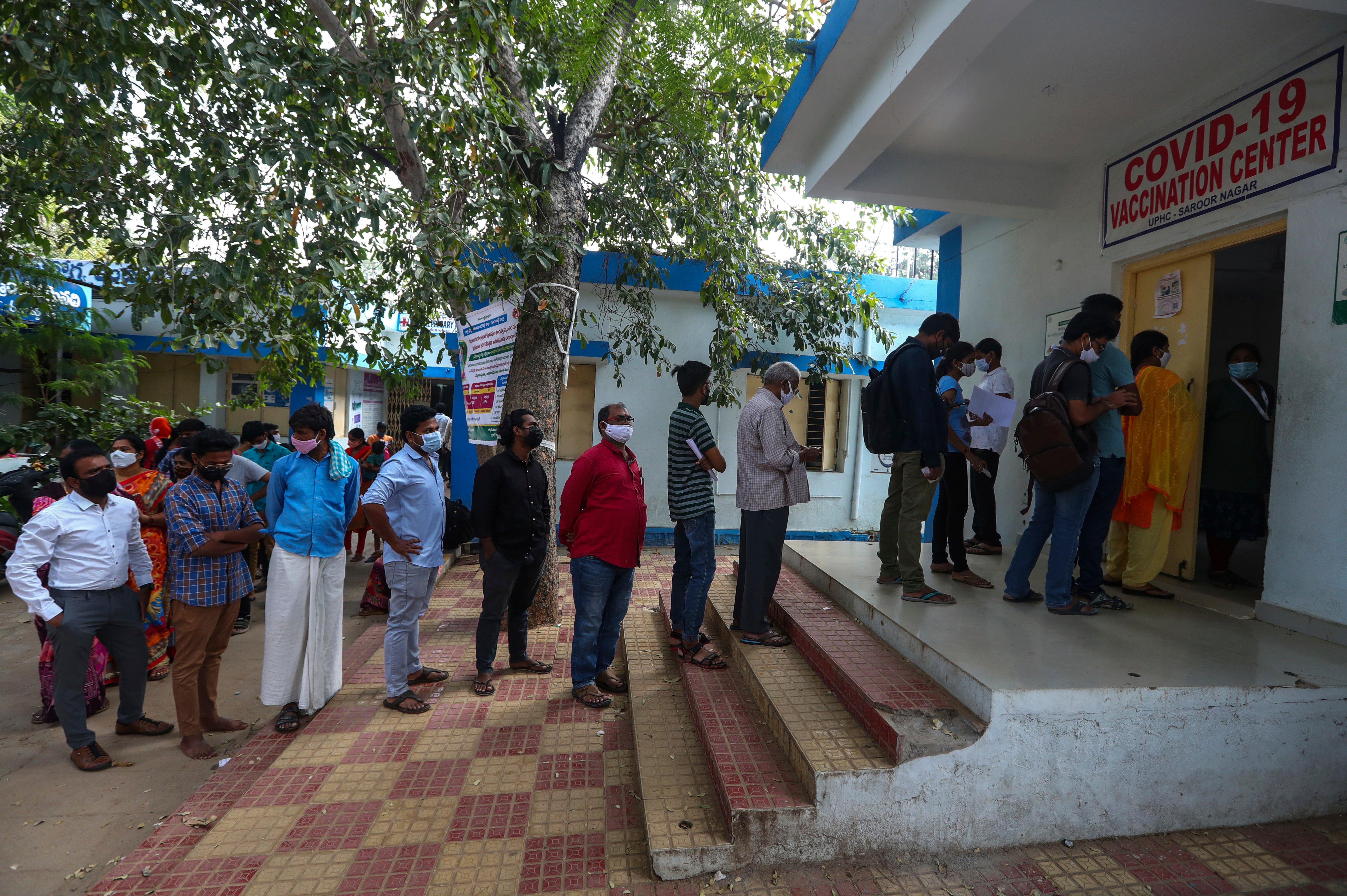 India confirms first 2 cases of omicron variant