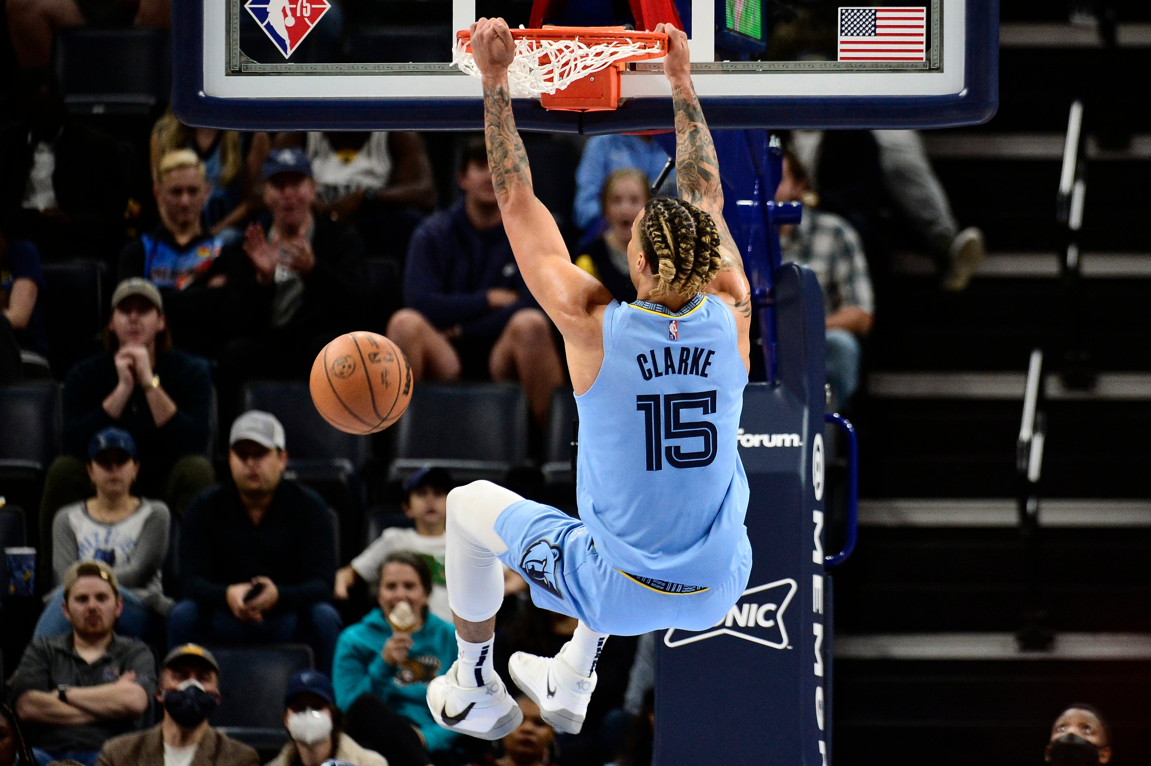 The Memphis Grizzlies broke the league record for a margin of victory as they defeated the Oklahoma City Thunder by 73 points on Thursday (Brandon Dill/AP)