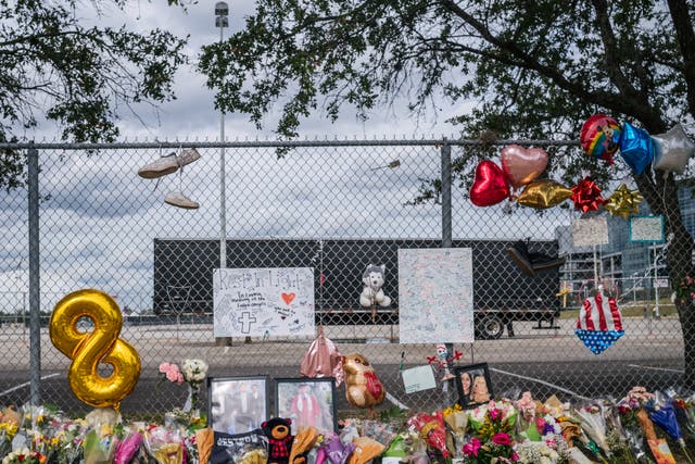 <p>File: A memorial to those who died at the Astroworld festival </p>