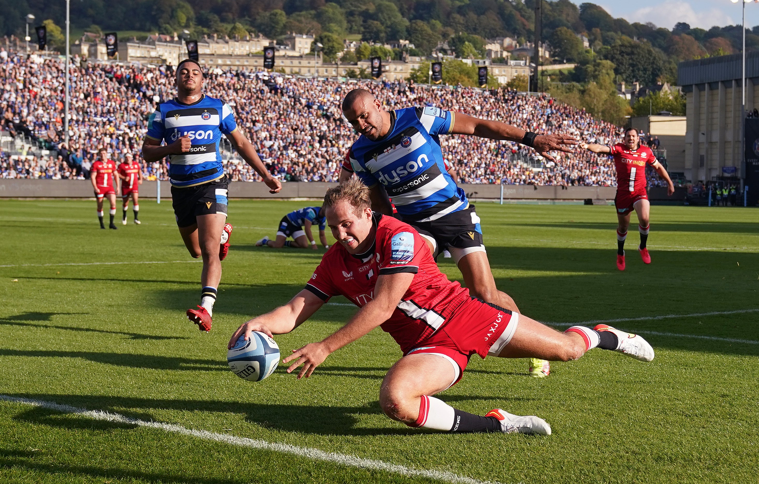 Max Malins scores a try for Saracens during their 71-17 victory over Bath (David Davies/PA)