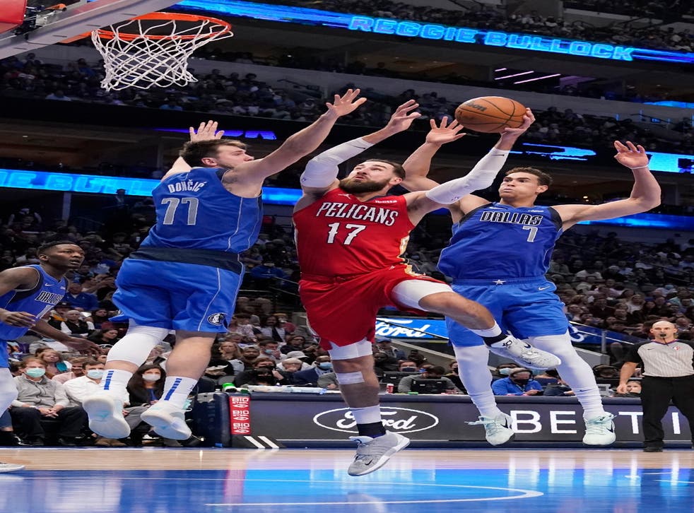 PELICANS-MAVERICKS