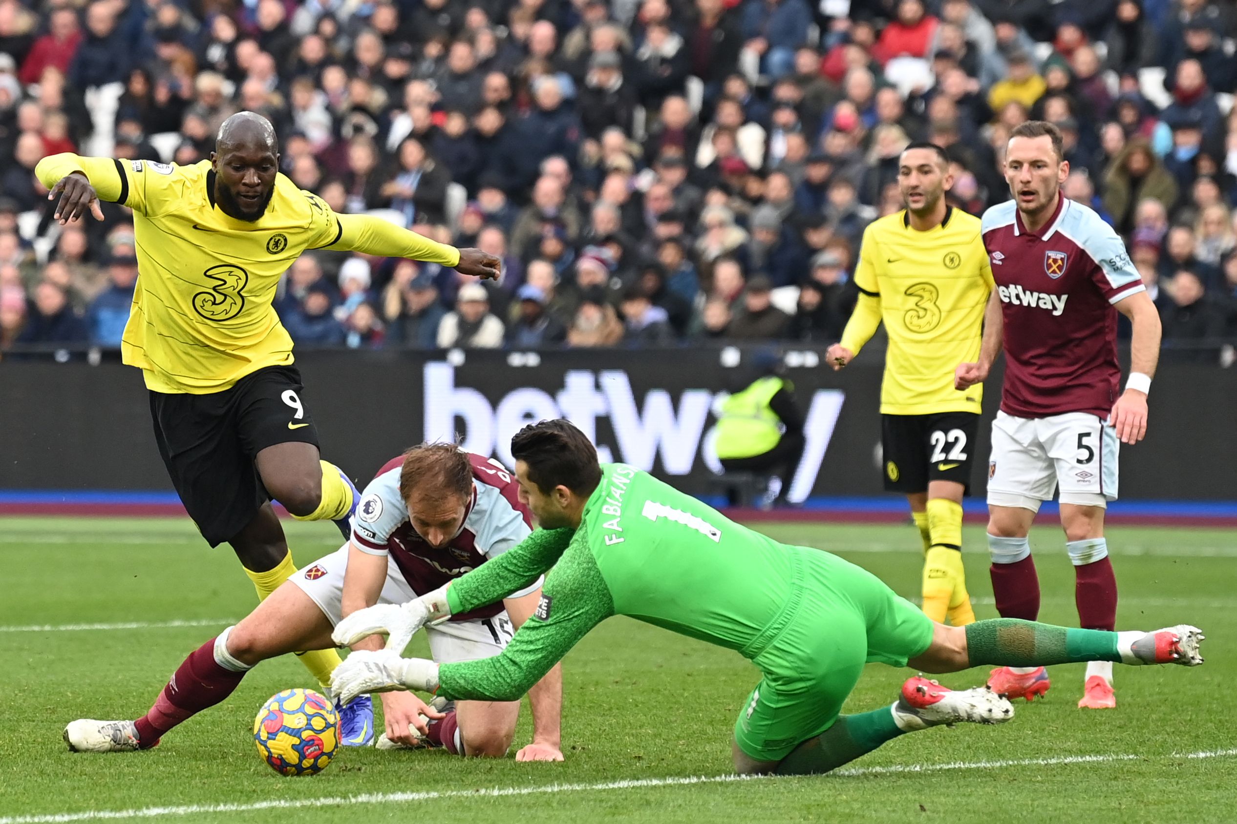 Lukasz Fabianski collects a loose ball