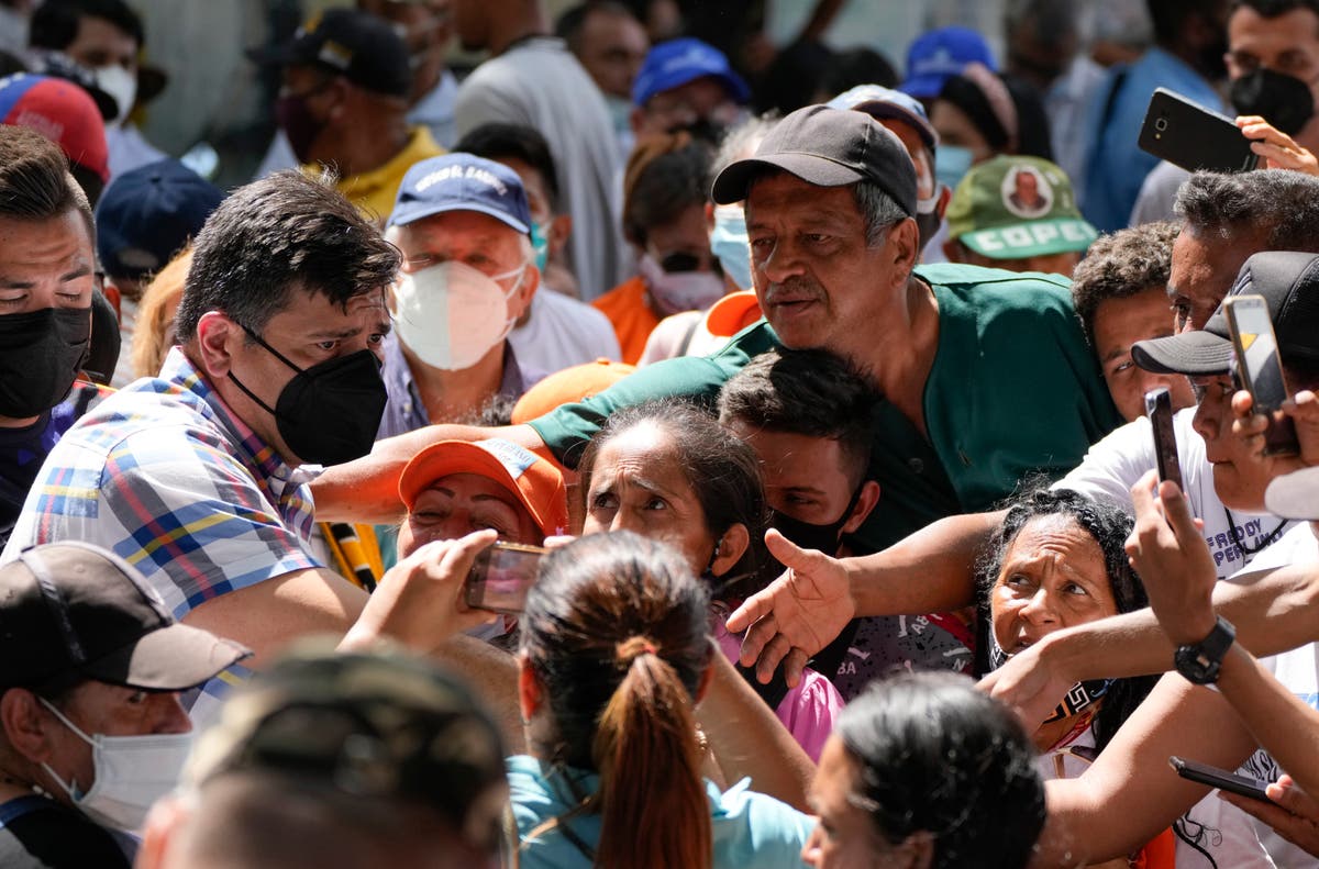 Voters protest disqualification of Venezuelan candidate | The Independent