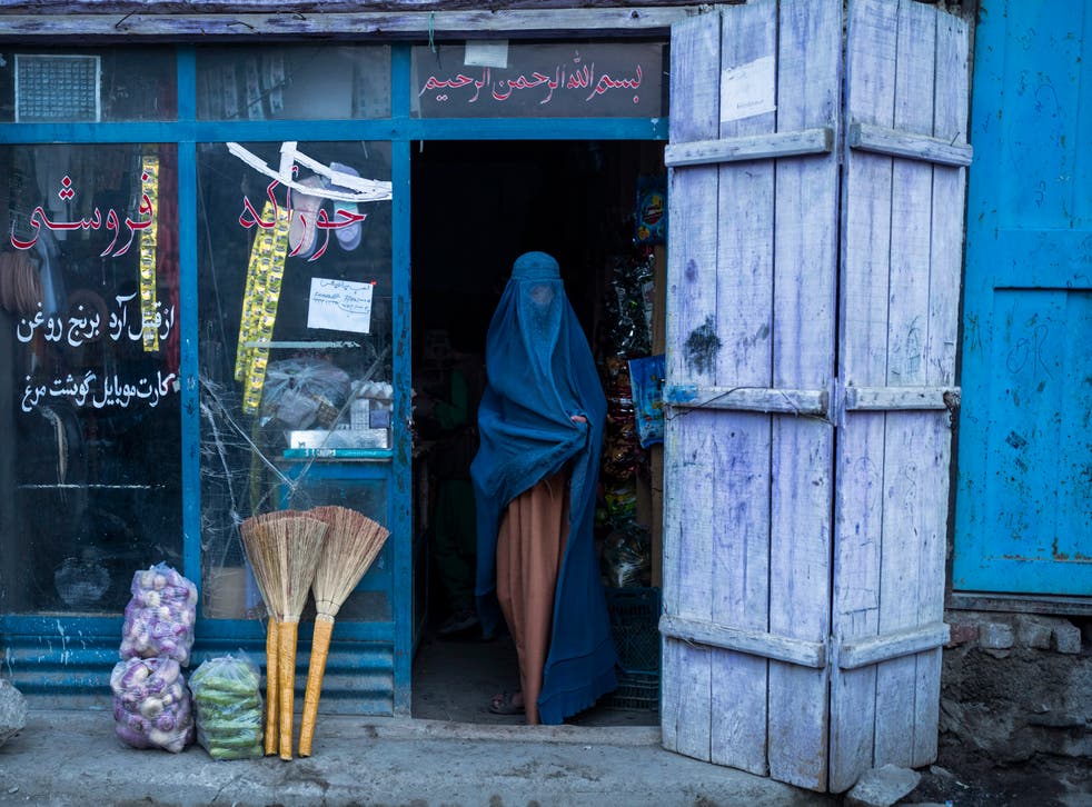 AFGANISTAN MUJERES