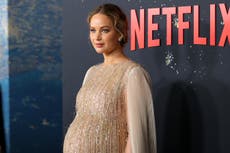 Pregnant Jennifer Lawrence wears Dior for Don’t Look Up premiere