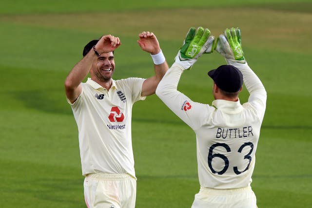 Jos Buttler (right) is sure James Anderson (left) will be a big factor in the Ashes (Stu Forster/Pool)