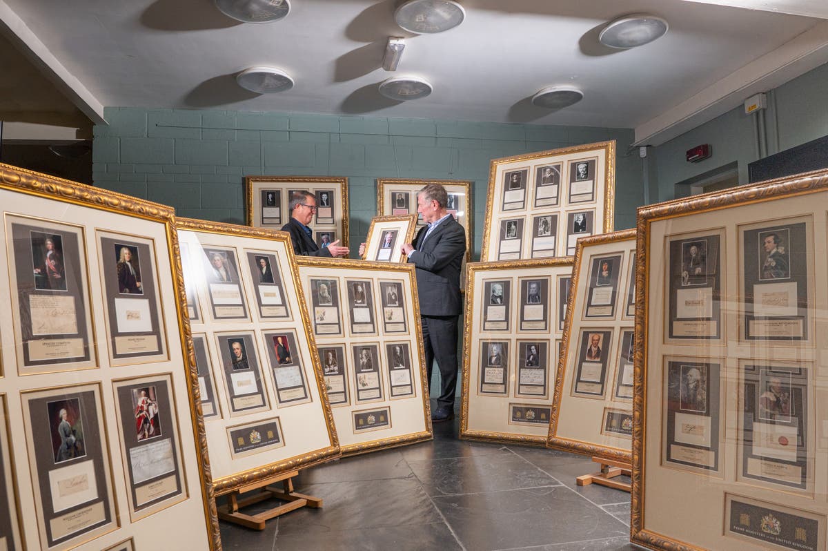 Collection of signatures from every Prime Minister set to go under the hammer