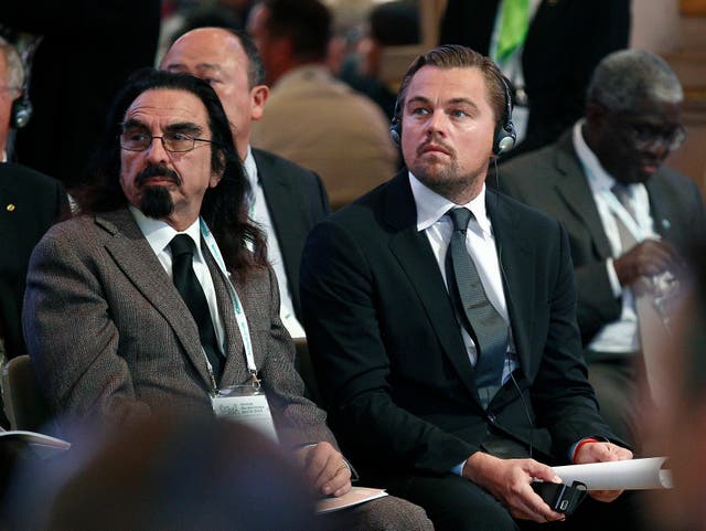 <p>Leonardo DiCaprio with father George </p>