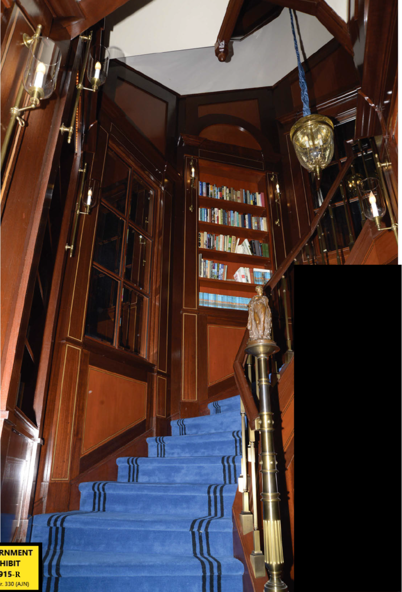 A second staircase in the middle of Epstein’s residence connected the 2nd floor to bedrooms on the 3rd and 4th floors