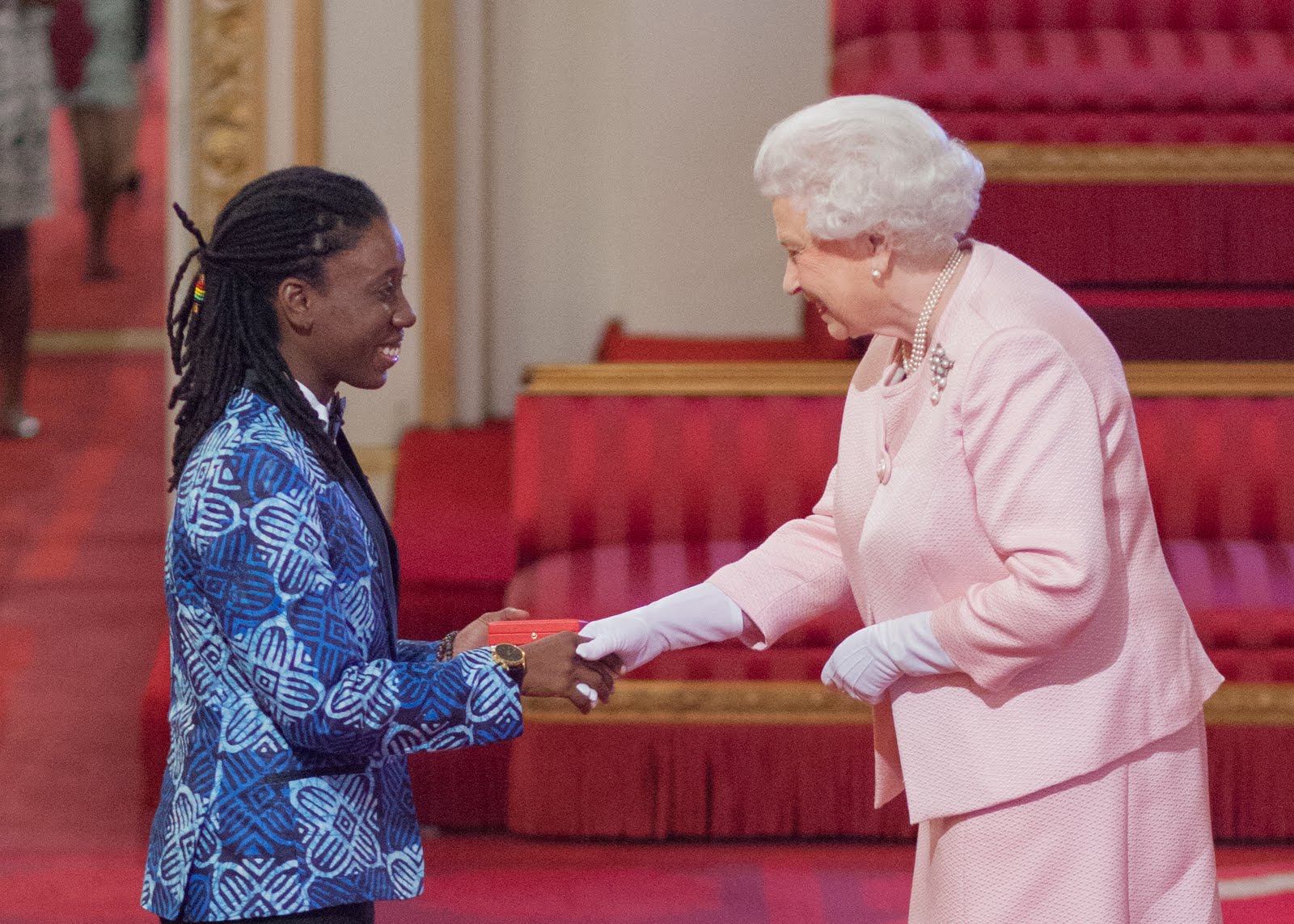 Donnya Piggott receiving the Queen’s Young Leaders Award in 2015