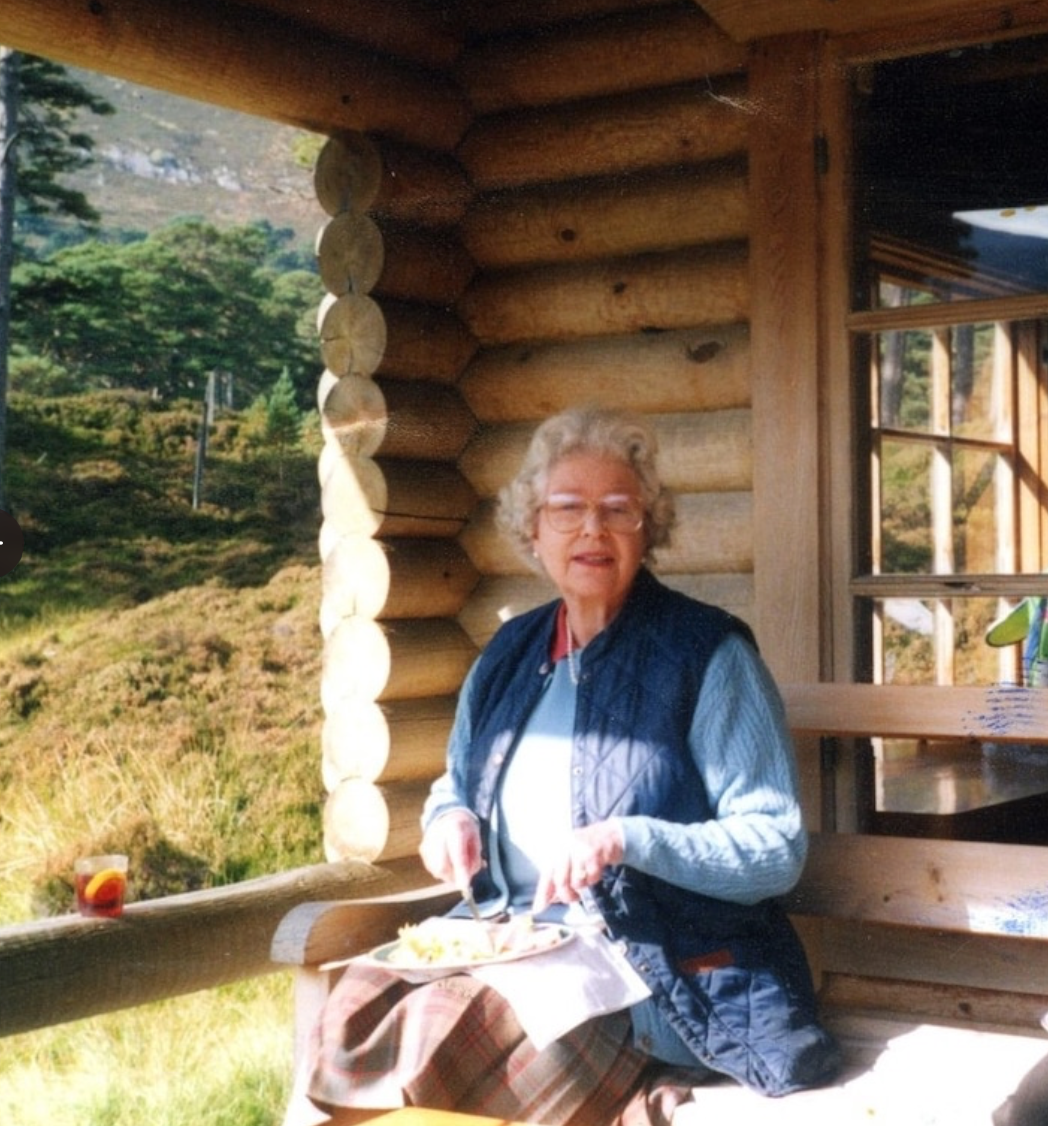 The Queen in an undated photo at the same spot where Epstein and Ms Maxwell were pictured