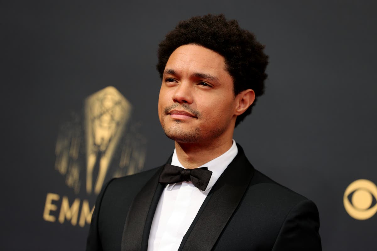 Trevor Noah fa causa a un medico e a un ospedale di New York per un intervento chirurgico fallito