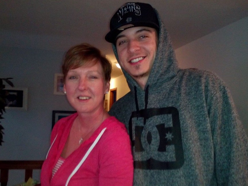 Alec Smith and his mother Nicole Smith-Holt, before his death of complications from diabetes