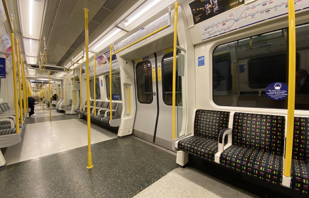 Tube and London bus users down after working-from-home guidance resumes