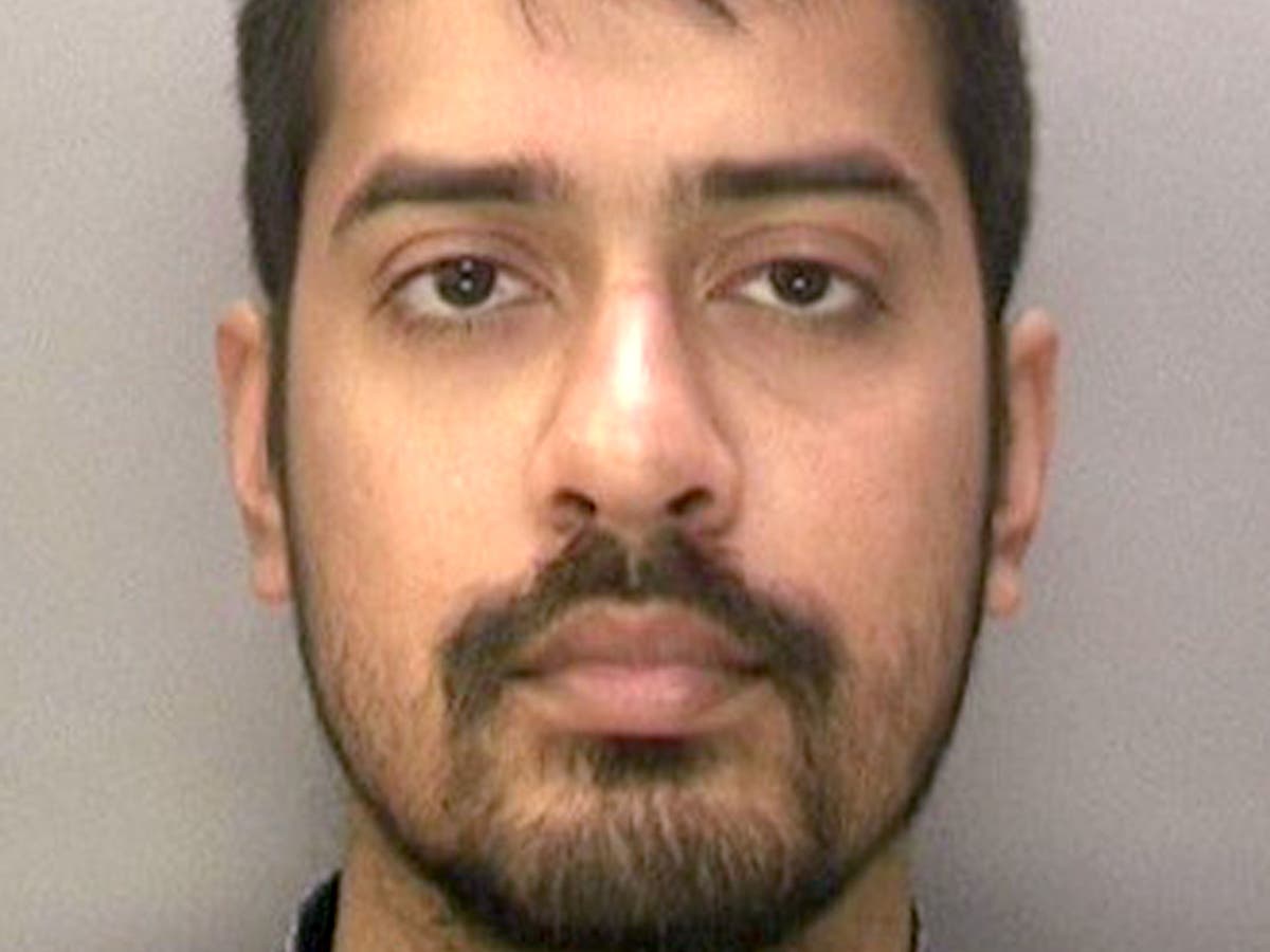 Online paedophile who posed as banker to target thousands is jailed for 32 years Online paedophile who posed as banker to target thousands is jailed for 32 years