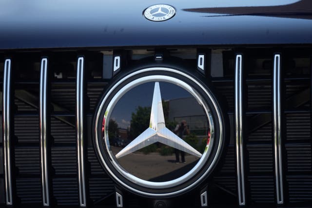 Mercedes-Touch Screen Recall