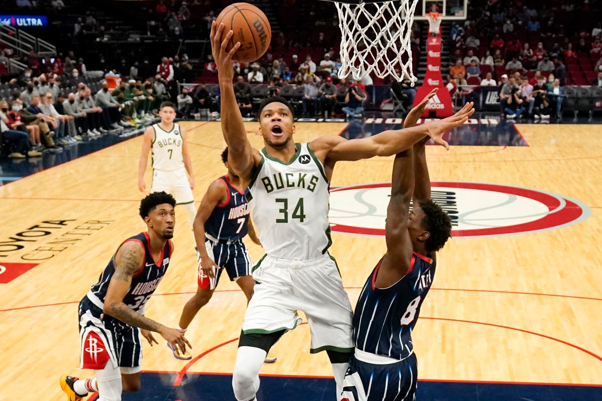 Giannis Antetokounmpo sets record as Milwaukee beat Houston