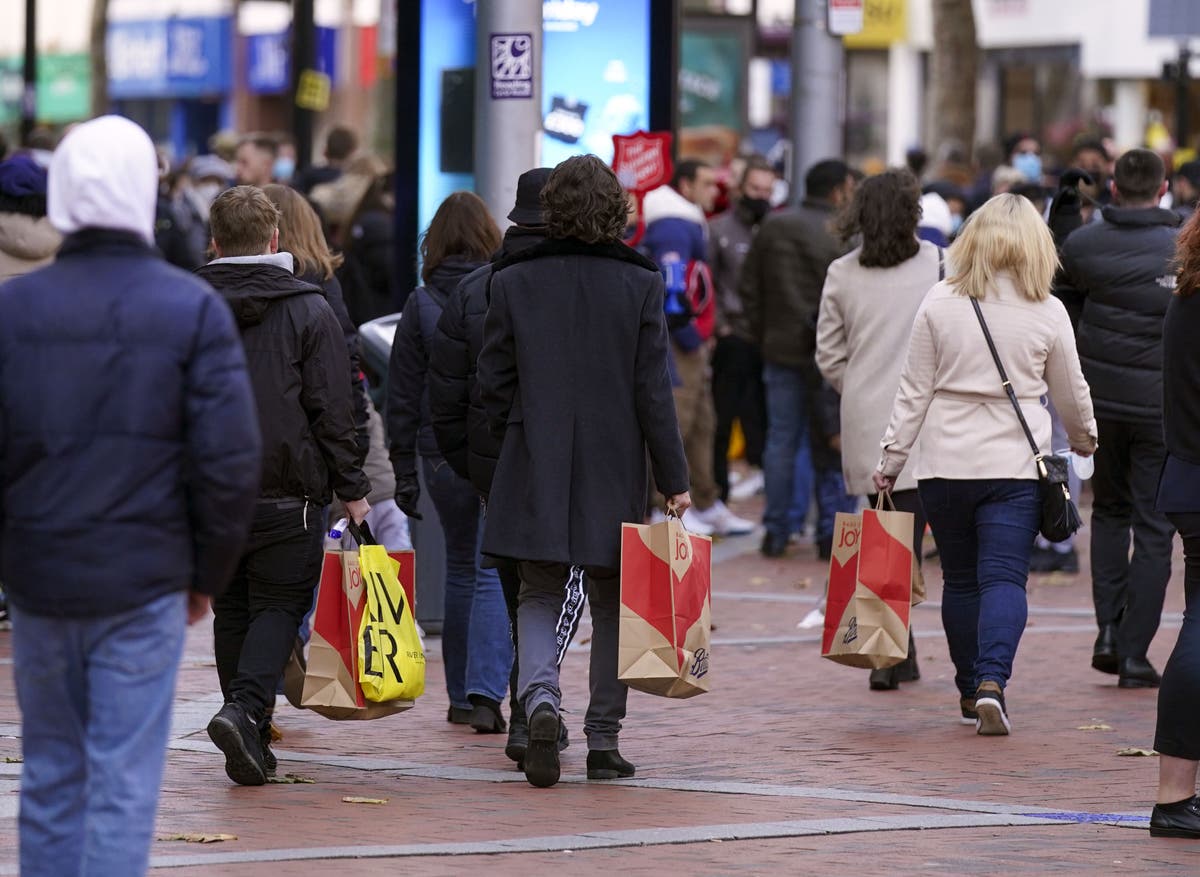 Worst case modelling scenarios for Omicron &lsquo;unlikely&rsquo; &ndash; Professor