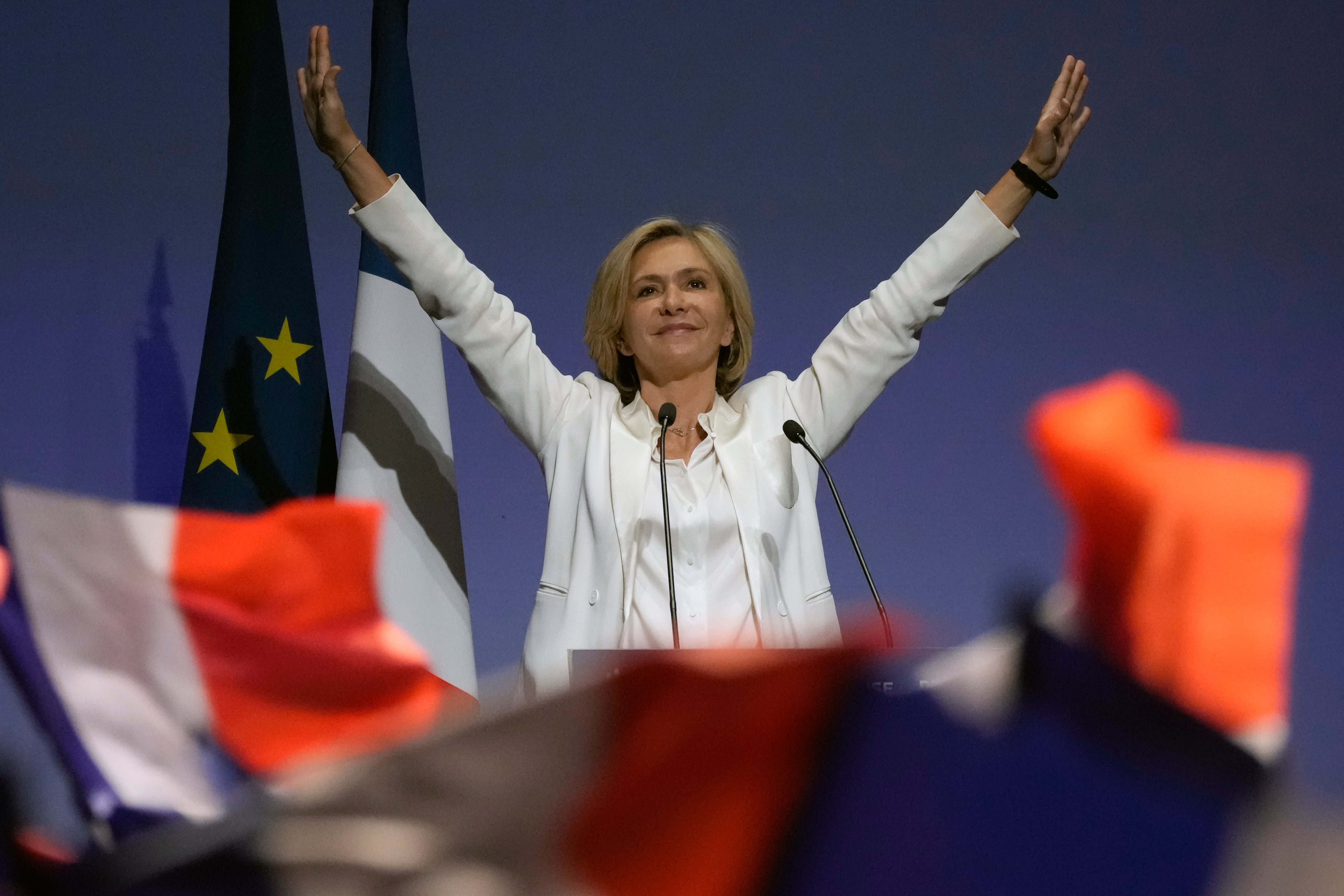 Франция призвала. Выборы президента Франции 2022. Валери Пекресс.
