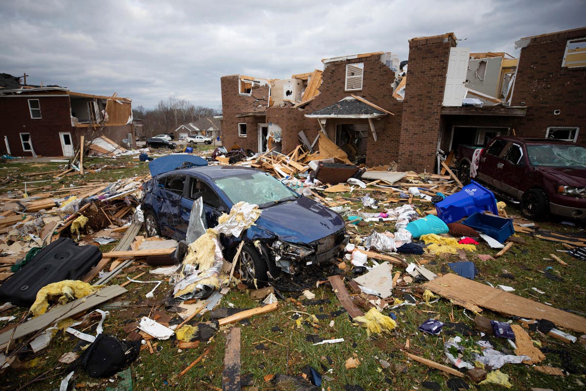 Aid groups mobilize to help victims of Midwest tornadoes 
