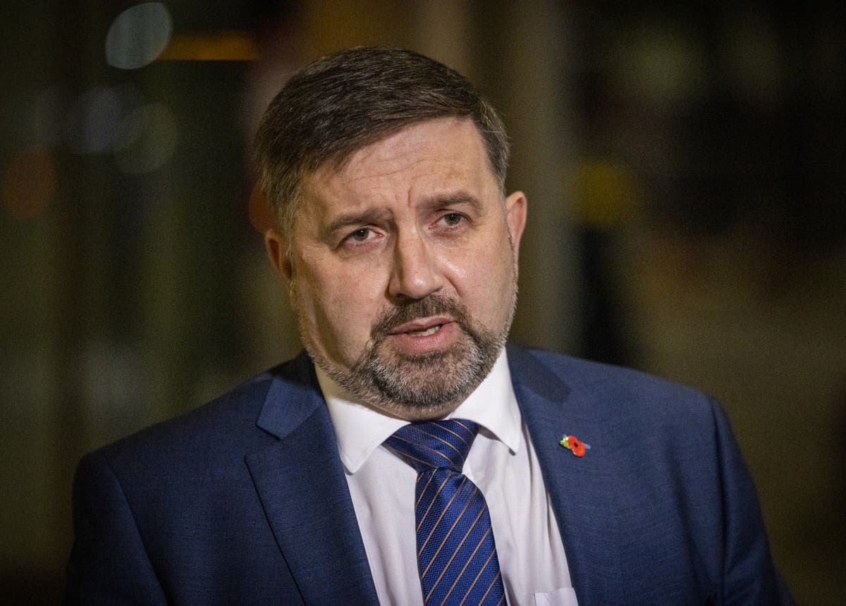 Five more cases of Omicron variant reported in Northern Ireland