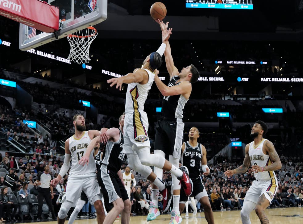 DEP-BAS PELICANS-SPURS