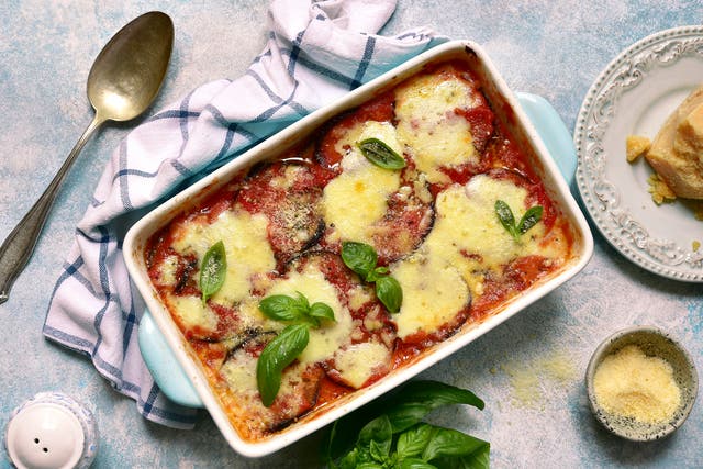 <p>All the comforting flavours of a classic parmigiana, but with minimal work </p>