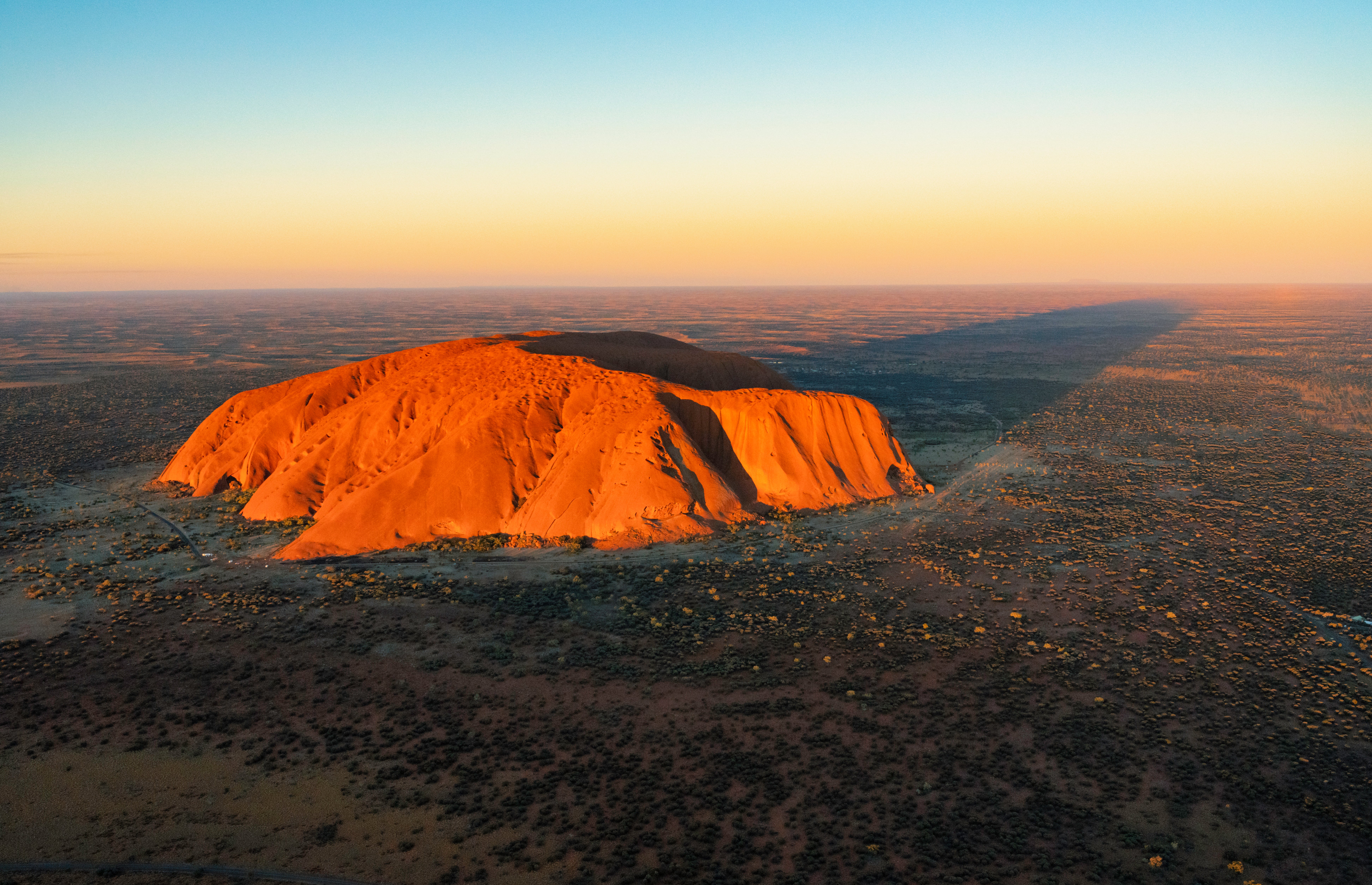 Darwin is a good alternative with easy access to the magnificent Uluru