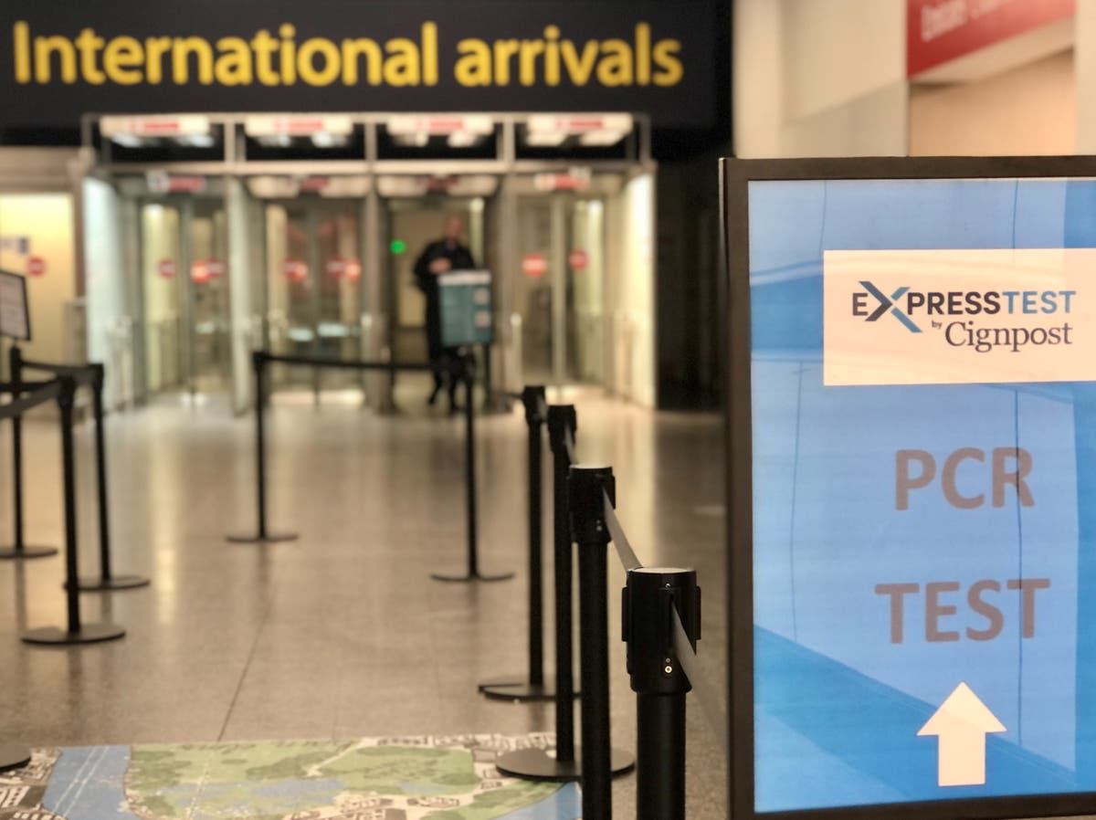 Tighter travel rules redundant, says health secretary