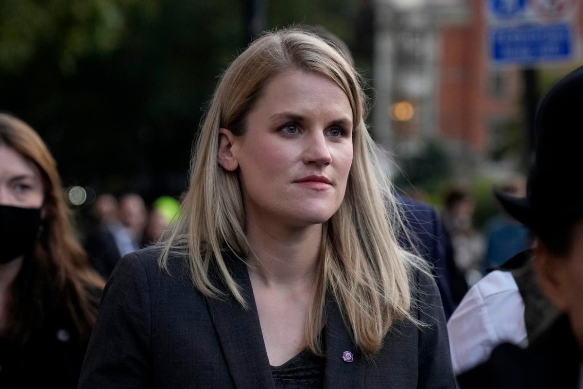 Report urges UK government to beef up online safety measure