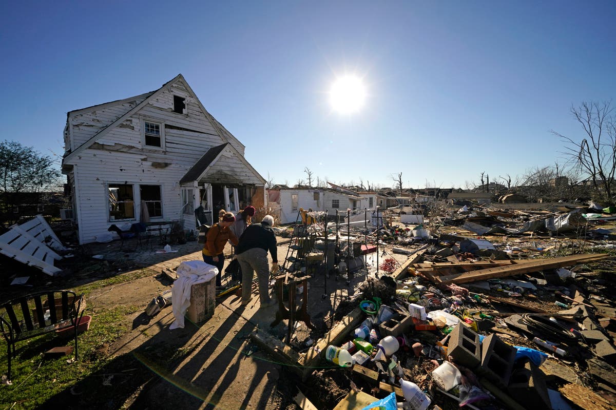 Tornado-slammed parts of Kentucky face long recovery