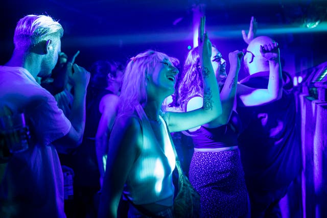 <p>Dancers at a London club are less likely to be a victim of spiking than at a house party </p>