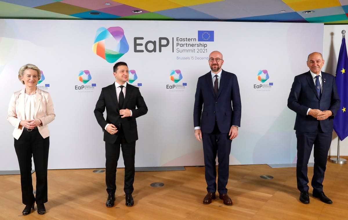 EU, ex-Soviet state leaders meet as Russia tensions simmer
