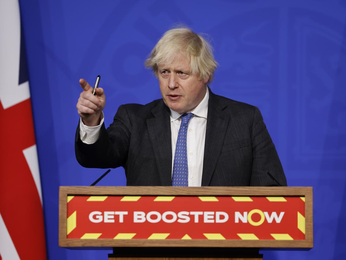 Boris Johnson accuses Robert Peston of &lsquo;completely mischaracterising&rsquo; No 10 Christmas parties
