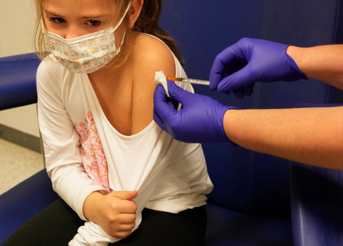 Spain urges child vaccinations and boosters before Christmas