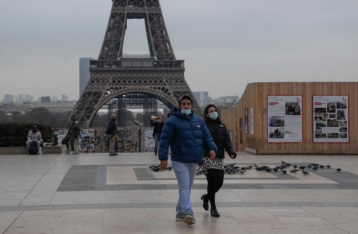 France drops face mask mandate outdoors