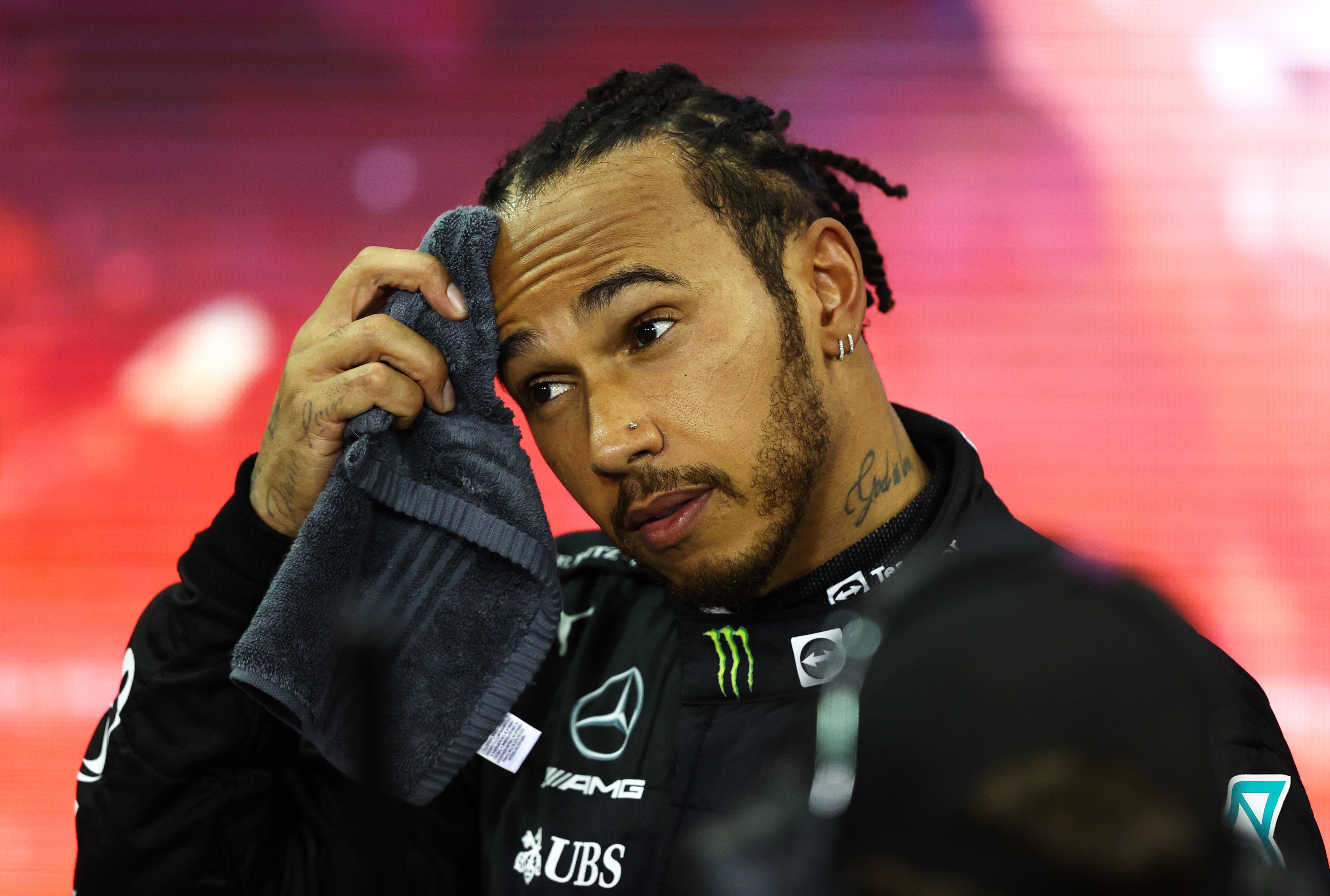 Lewis Hamilton has been said to want to walk away from the sport