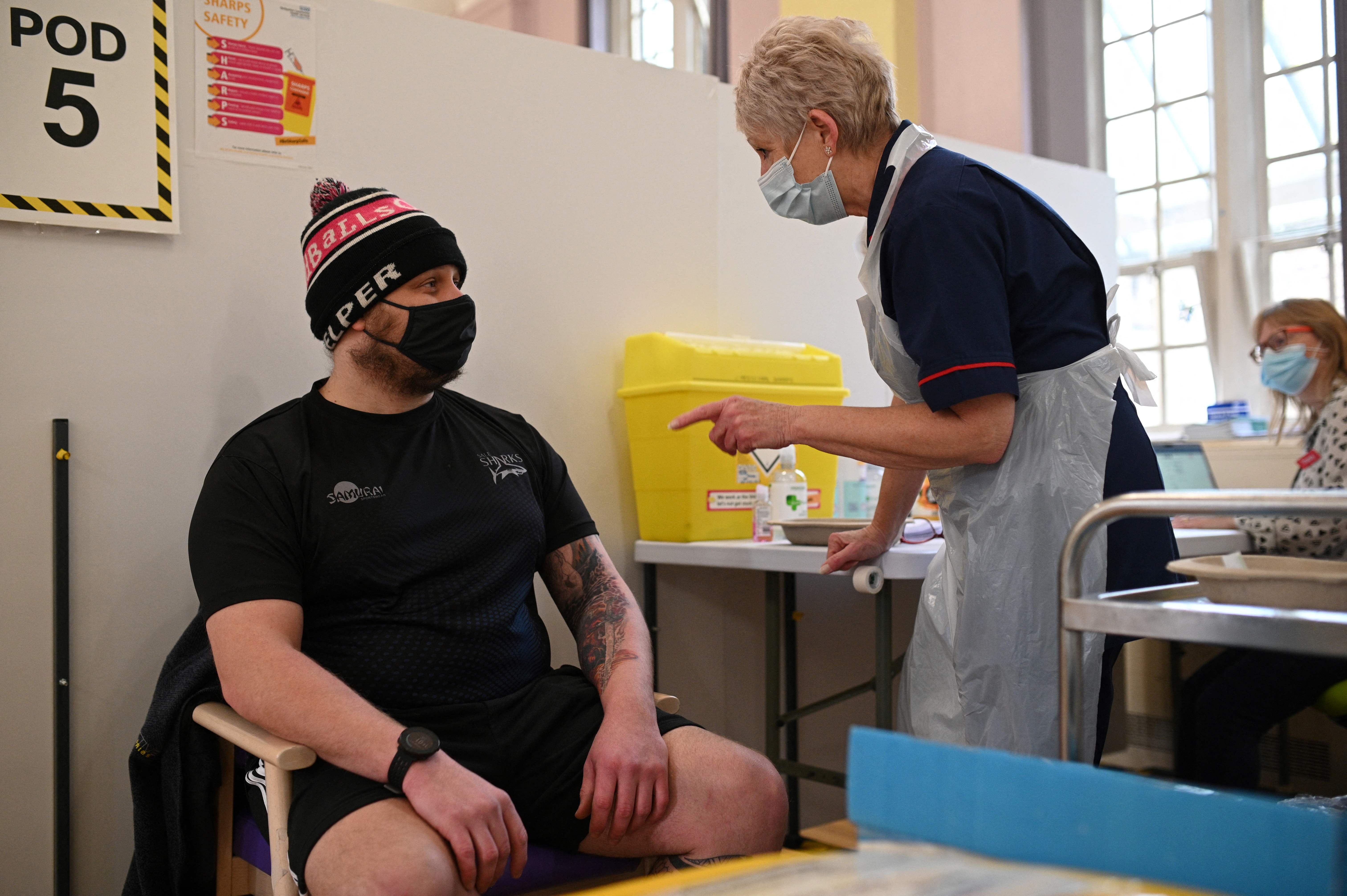 UK records highest daily Covid case toll of pandemic amid warning Omicron wave may peak ‘fast’