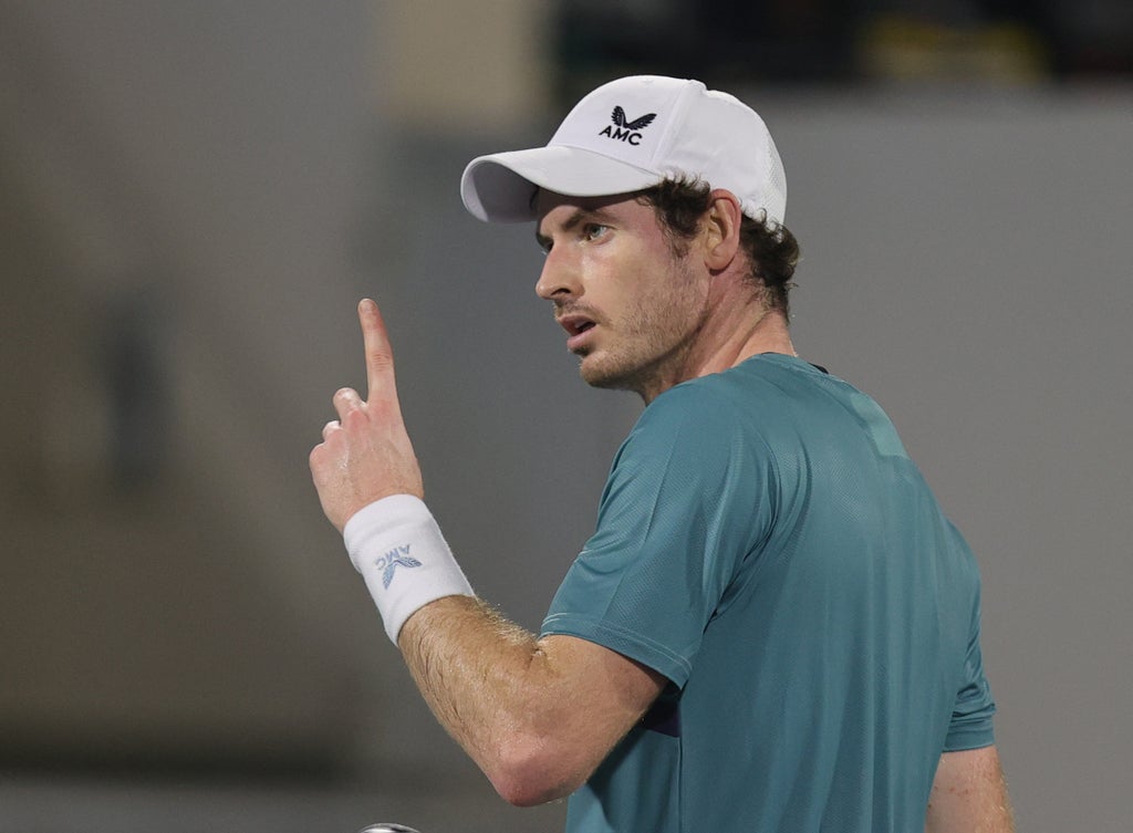 Andy Murray impresses in win over Dan Evans in Abu Dhabi