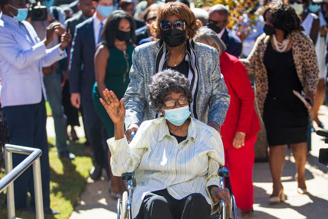 <p>Claudette Colvin arrives at court to apply for her record to be expunged on 26 October, 2021 in Montgomery, Alabama</p>