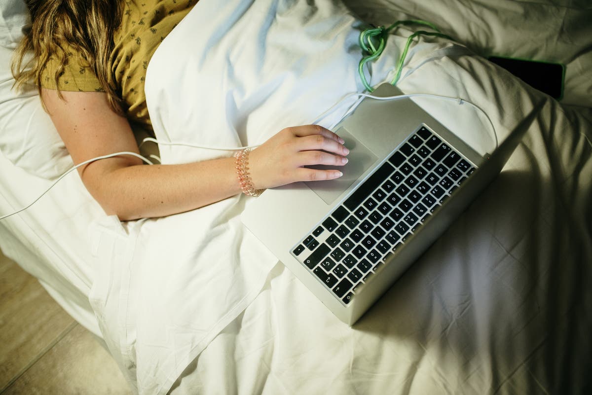 Half of people turned to virtual sex during first lockdown, study suggests