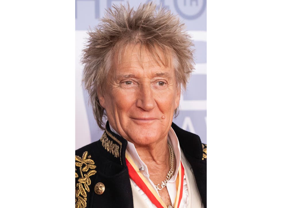 ROD STEWART-AGRESIÓN