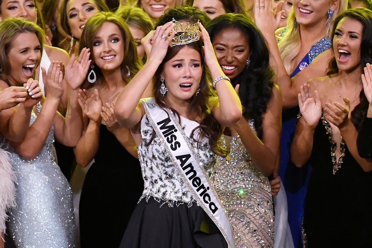New Miss America first Alaskan, Korean American title holder