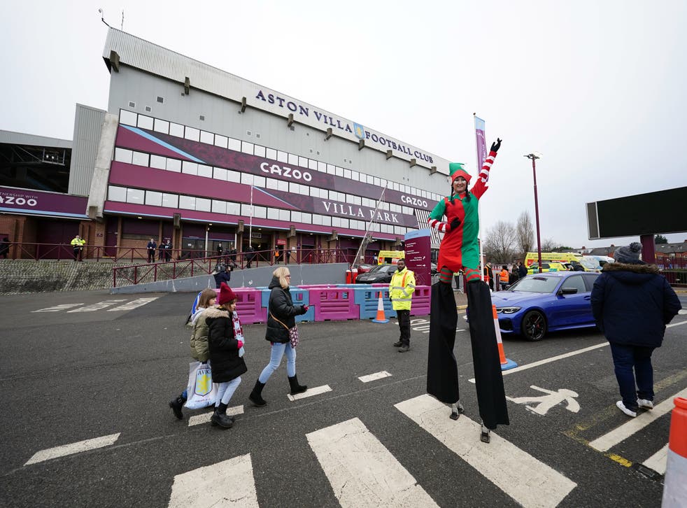 <p>Aston Villa fans outside Villa Park on Saturday</p>