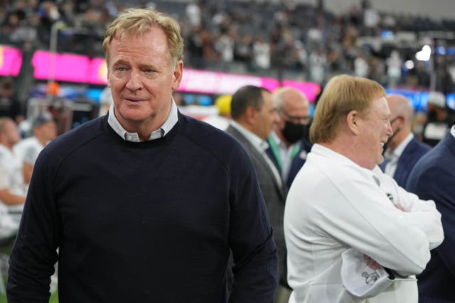 El comisionado de la NFL, Roger Goodell, dijo que están tomando decisiones en consulta con expertos médicos.